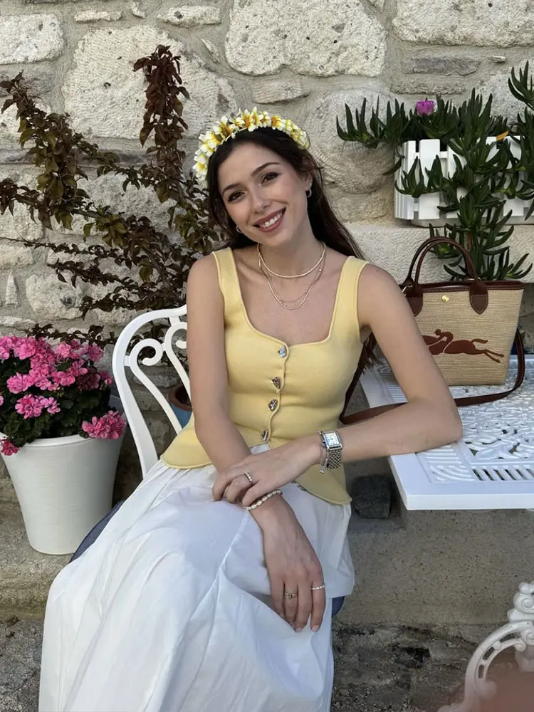 HH Women Fashion Yellow Knitted Vest O Neck Single-Breasted Tank Tops Loose Casual Camis 2025 Summer Casual Female Chic Top