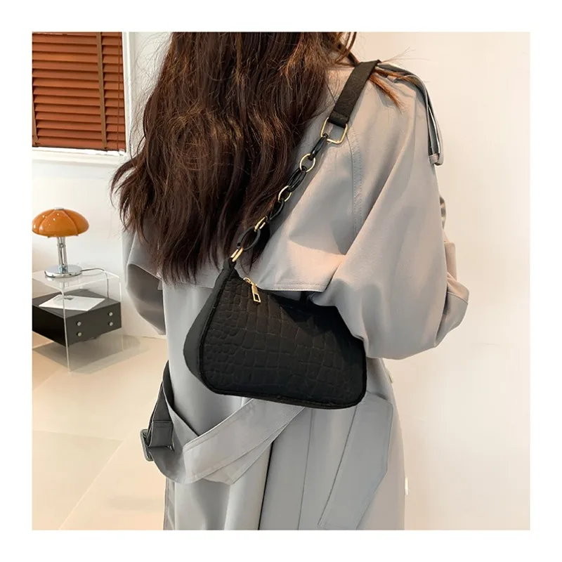 Рисунок 2 - Модная трендовая Сумка-тоут через плечо