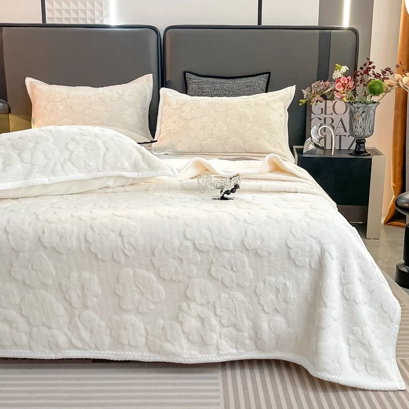 2024 new double-sided rabbit velvet three-dimensional jacquard blanket blanket, double warm, not sultry, not easy to lose hair 4