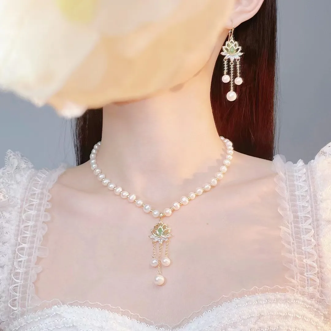 Step by step lotus pearl necklace zircon pendant light luxury versatile