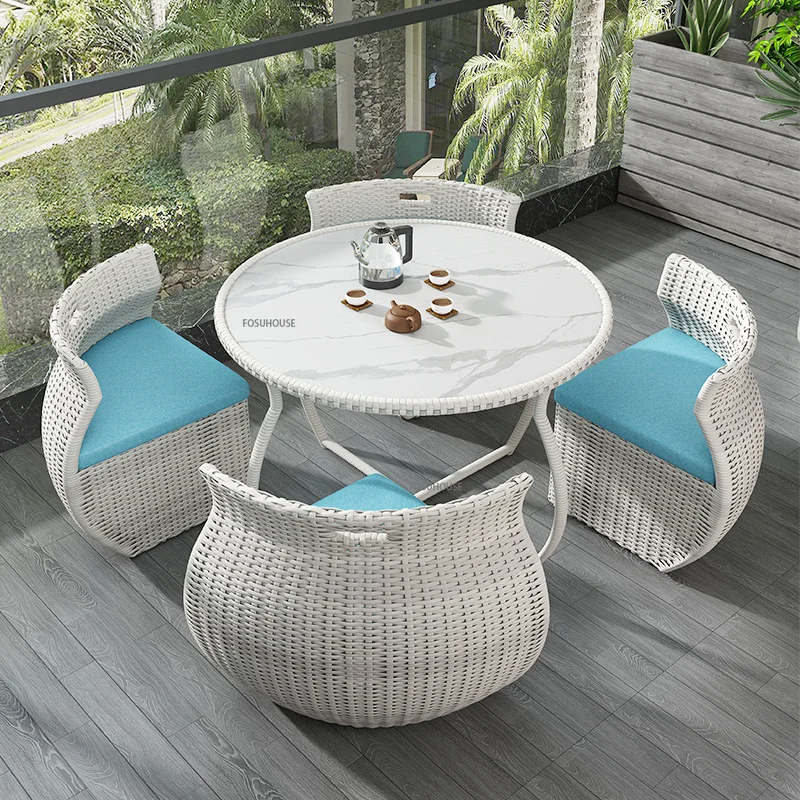籐の屋外家具セット,クリエイティブなモダンなガーデンテーブルと椅子