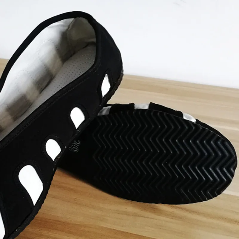 Chinese Kung Fu shoes Wing Chun Tai Chi Martial Art Fitness Training Sneakers Wudang Taoist Wushu Shoes Sneaker For Men Women