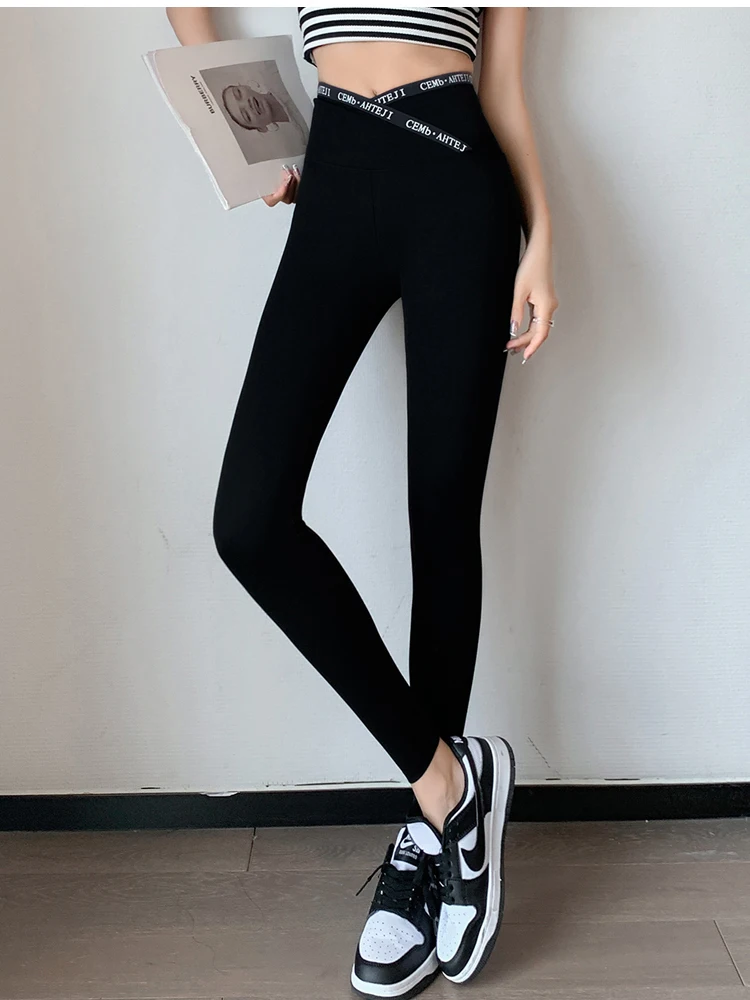 

Women Spring Pants Underlay Pants, Wearing Tight High Waisted Buttocks Lifted Cloud Like Slimming, Versatile Yoga Pants D3537