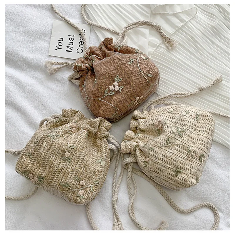 

Fashion Small Shoulder Bags Women Beach Straw Woven Flower Embroidery Bags Ladies Lace Crossbody Handbags Drawstring Bucket Bag