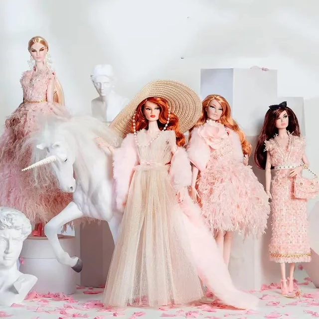 Robe barbie Rose vêtement poupée Barbie, fashion royalty