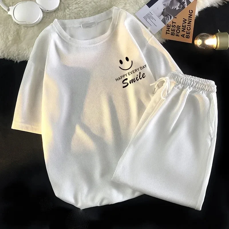 thumbnail image 1 of Conjunto de moda coreana con estampado de gofres para hombre, camiseta de manga corta y pantalones cortos, trajes para hombre, ropa deportiva, chándal UNISEX, conjunto de 2 piezas, conjuntos estampado, 1 of 5