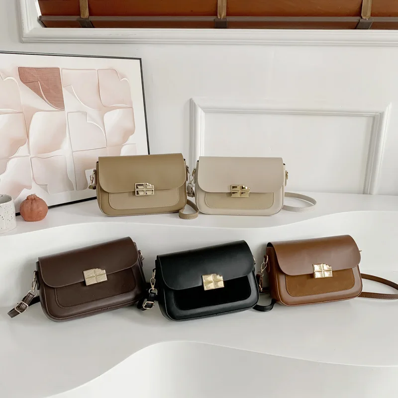 Retro Fashion Casual Small Shoulder Bag Female Spring Summer New Simple Niche Saddle Bag Shoulder Bag Female