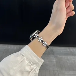 Vibrant Metal Bracelet Link for Smartwatch - Multisize Strap (Black white)