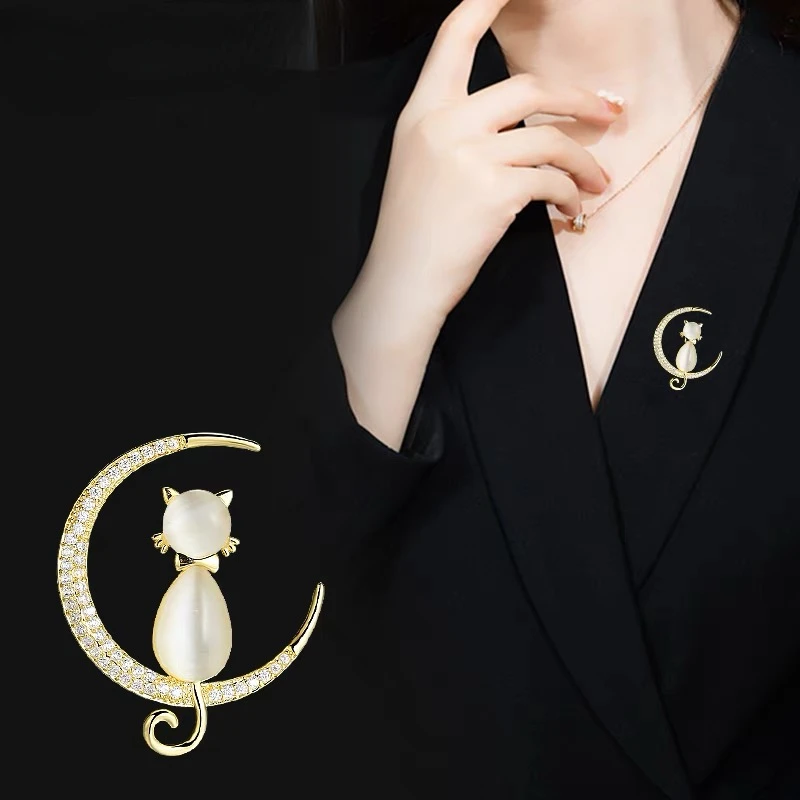 

Unique Designer Moon Cat Brooches For Women Animal Rhinestone Brooch Pins Jewelry Dropshipping Clothes Accessories Party Gifts