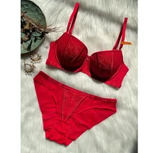

2022 new sexy lingerie briefs embroidery gather contrast color women's bra and panty natal year red underwire underwear suit