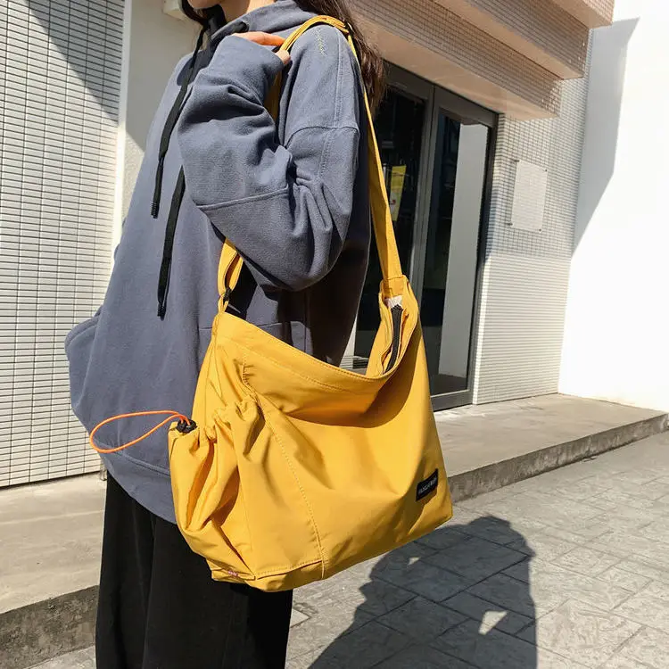 

Рюкзак кросс-боди для женщин, простая и универсальная сумка, Модная студенческая сумка через плечо, Корейская версия, 2024