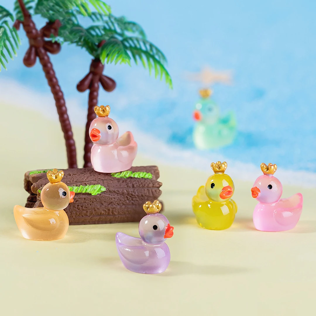 5Pcs Mini Cute Glow-in-the-dark Colorful Crown Duckling Moss Micro Landscape Ornament DIY Desktop Ornaments Resin Crafts