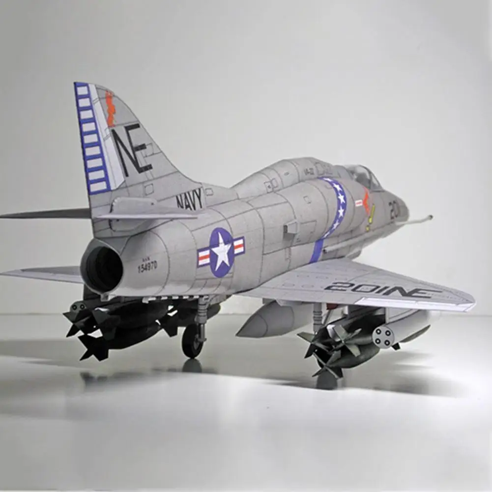 Американская модель летательного аппарата Skyhawk 1:33 Paper F0d8 | Игрушки и хобби