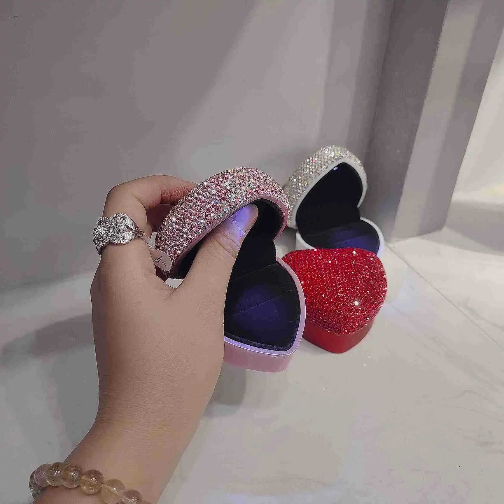 Luxury Bling Rhinestone Cystal Jewelry Boxes Luxury Ring Necklace Pendant Jewelry Storage Box Heart Shape Wedding Lovers Gift