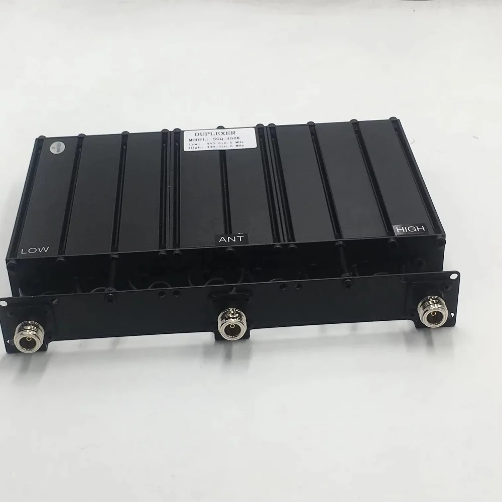 SGQ-450K 100W 무전기 UHF400-470MHz 휴대용 듀플렉서 대역폭 ±1.5MHz 맞춤형 주파수 중계소 인터콤 박스