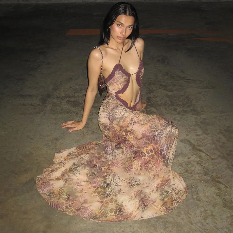 

Gtpdpllt длинные платья с открытой спиной и лямкой вокруг шеи с разрезом для женщин Y2k 2000s эстетическое Платье макси с принтом сексуальная женская одежда