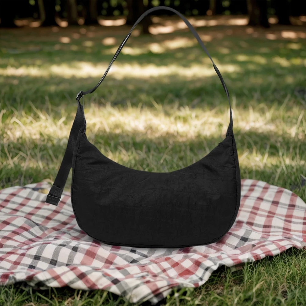 Nylon Crescent Shoulder Bag for Female Girls Trendy Armpit Bag Small Shoulder Handbags with Extended Adjustable Shoulder Strap