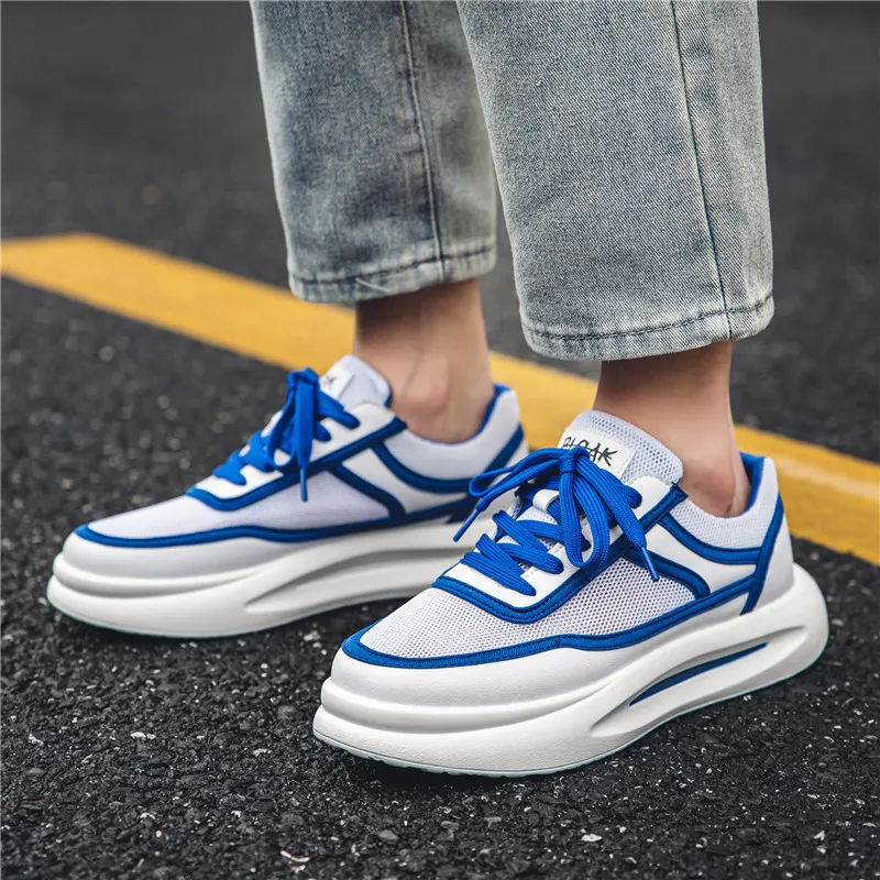 

Men's Casual Shoes Spring and Autumn New Breathable Lightweight Casual Soft Sole Versatile Increase Trend Small White Shoes