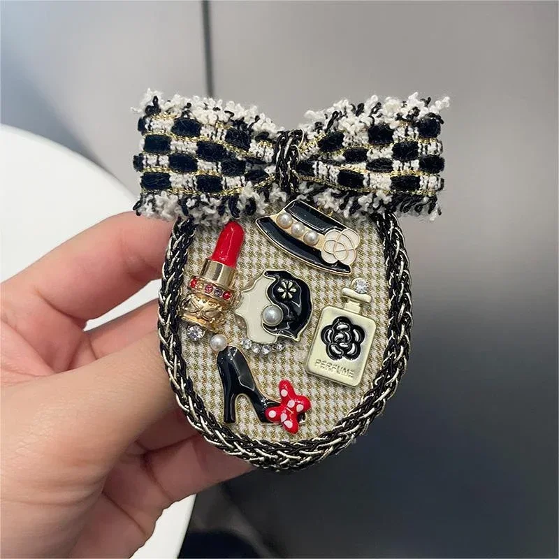 

Classic Bow Camellia Small Fragrant Style Brooch Women Pearl Plush Pins Girls Dress Sweater Jacket Jewelry Accessories Gifts