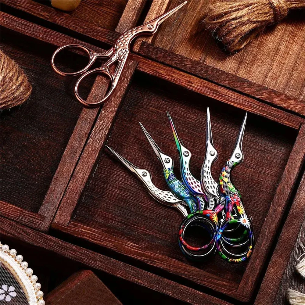1PC,Stainless Steel Sewing Scissors Retro Tailor Thread Embroidery Fabric Needlework Scissors DIY Arts Crafts Sewing Tools