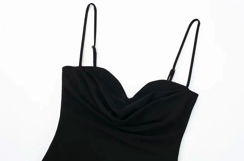 back zipper detail on women’s bodysuit