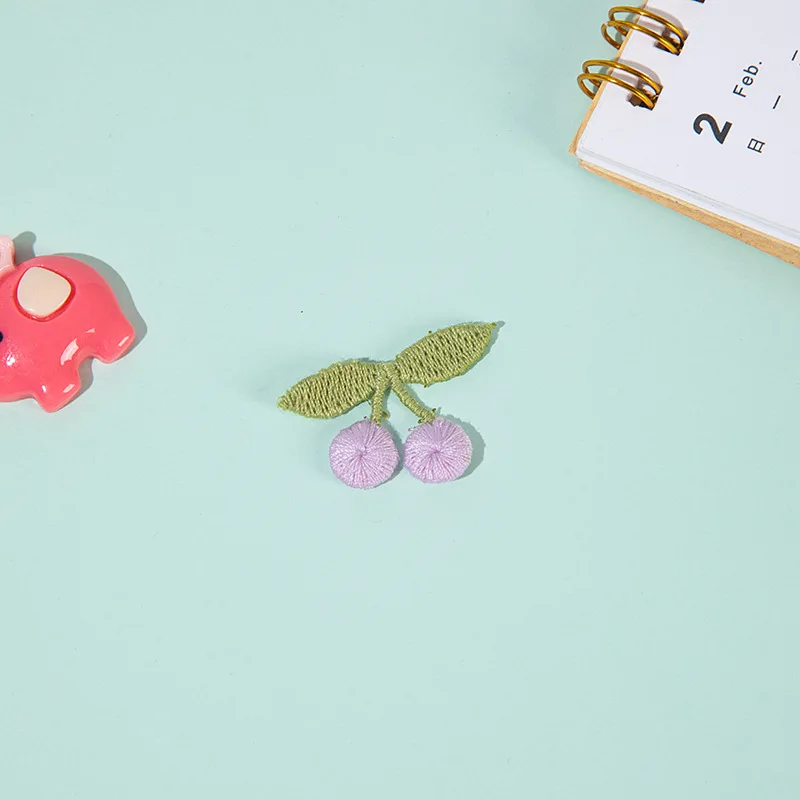 50PCS 새로운 니트 자수 미니 체리 스티커 의류 액세서리 DIY 어린이 체리 헝겊 패치 도매