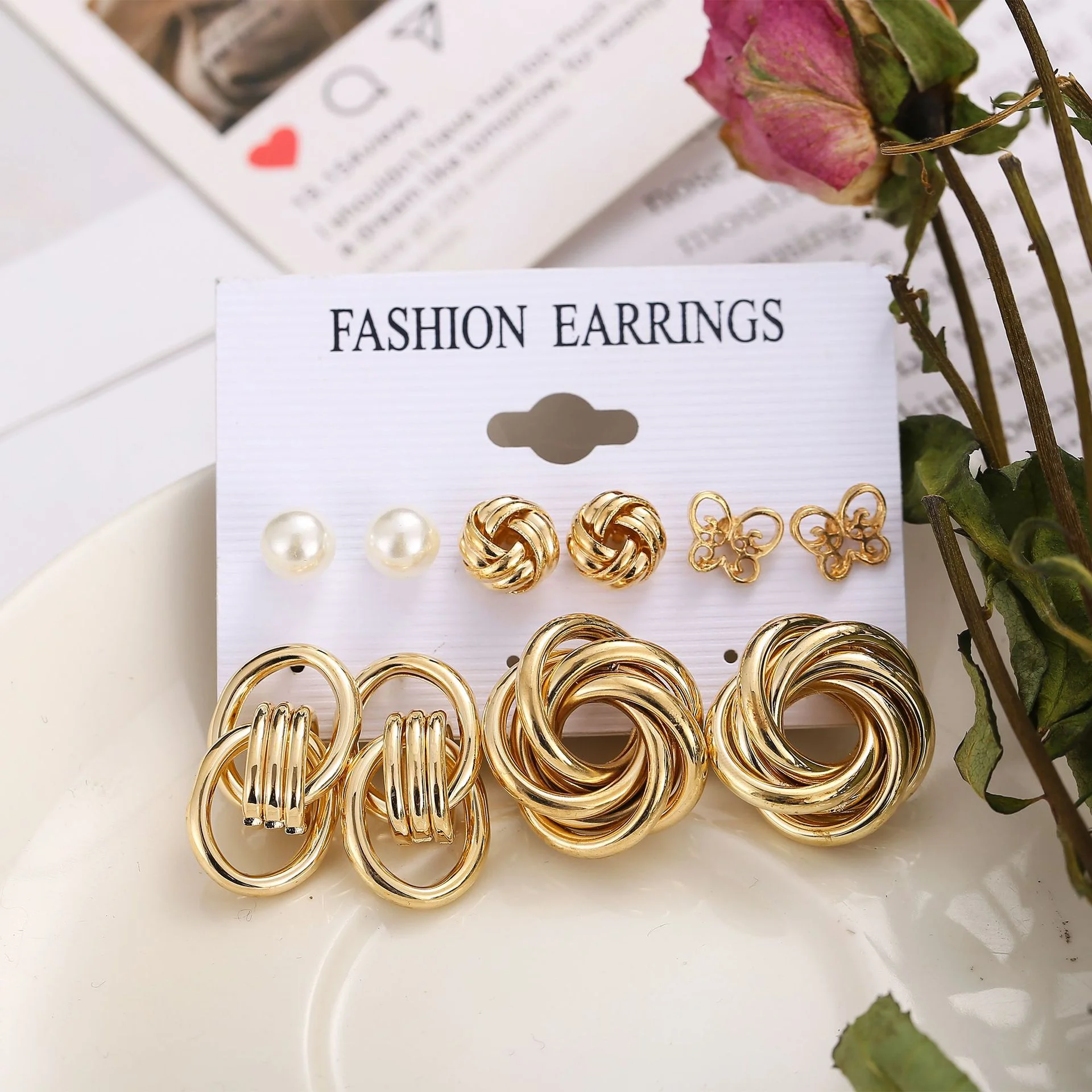 Vintage Metal Twisted Rope Knot Stud Earrings Fashion Hollow Butterfly Leaf Earrings Women's Versatile Big Set Jewelry Gift 2025 2