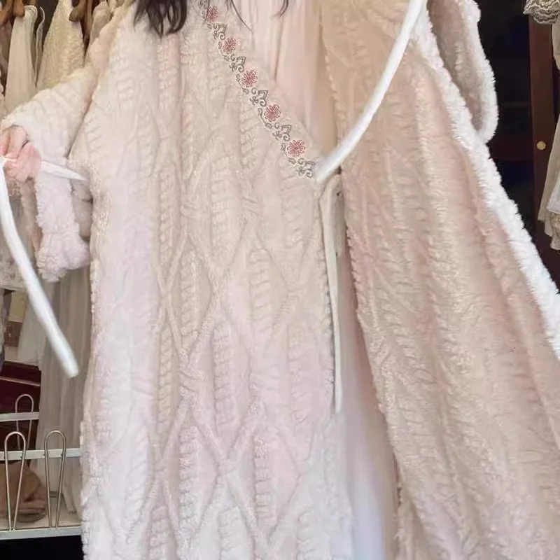 Embroidery Hooded Pajamas Women's Autumn Winter Coral Velvet Long Pajamas Women's Plush Thick Home Clothes Outerwear Lace-Up XXX