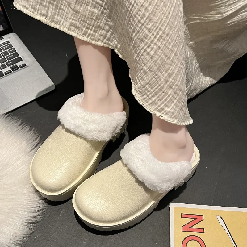 2023 Factory Wholesale Cotton slippers for women in winter  indoor  cute thick soles warm cotton  household plush shoes