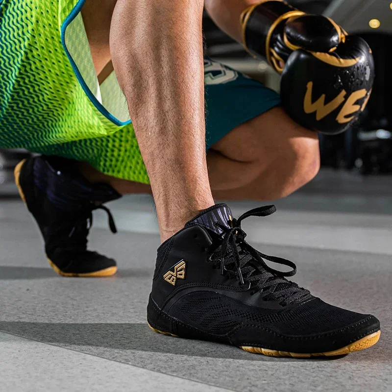 Weightlifting Shoes Multi-functional Mesh Breathable Training Shoes New Professional Gym Selling Men's Wrestling