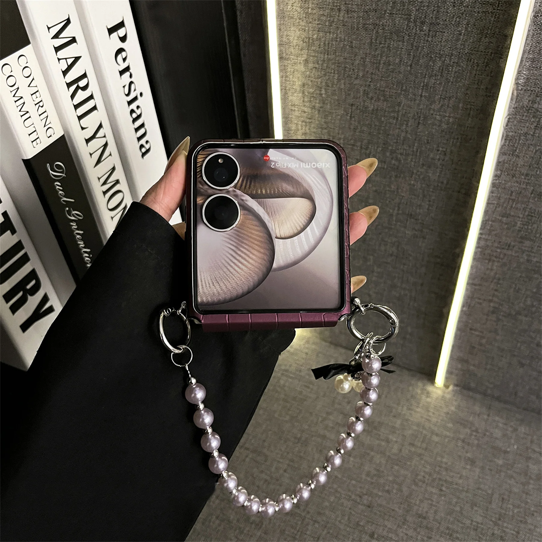 Korean Purple Crack Texture Phone Case with Bow Pearl Bracelet - Stylish Back Cover