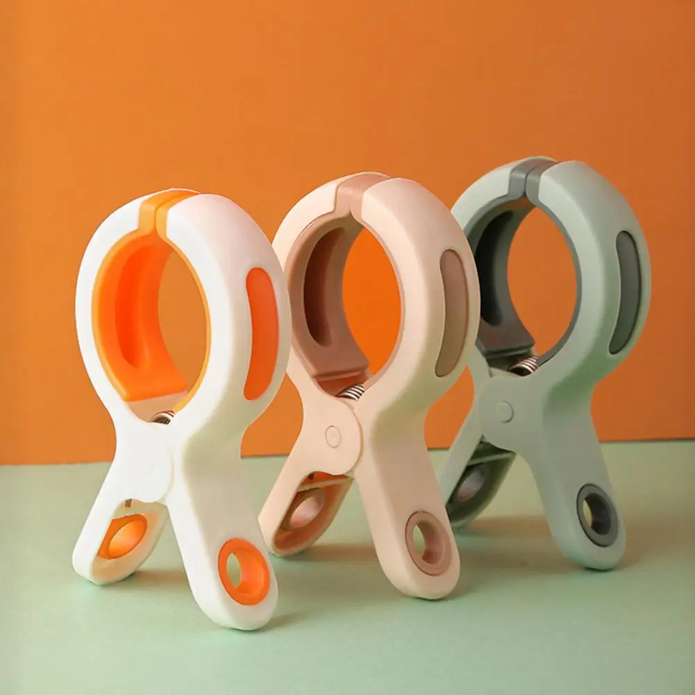 

3Pcs Clothes Clip Beach Towel Clips Plastic Windproof Quilt Hanging Clip Pegs Non-slip T-shirt Pants Socks Laundry Drying Clip