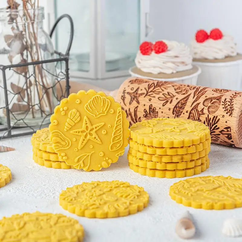 Wooden Cartoon Ocean Embossing Rolling Pin for Baking