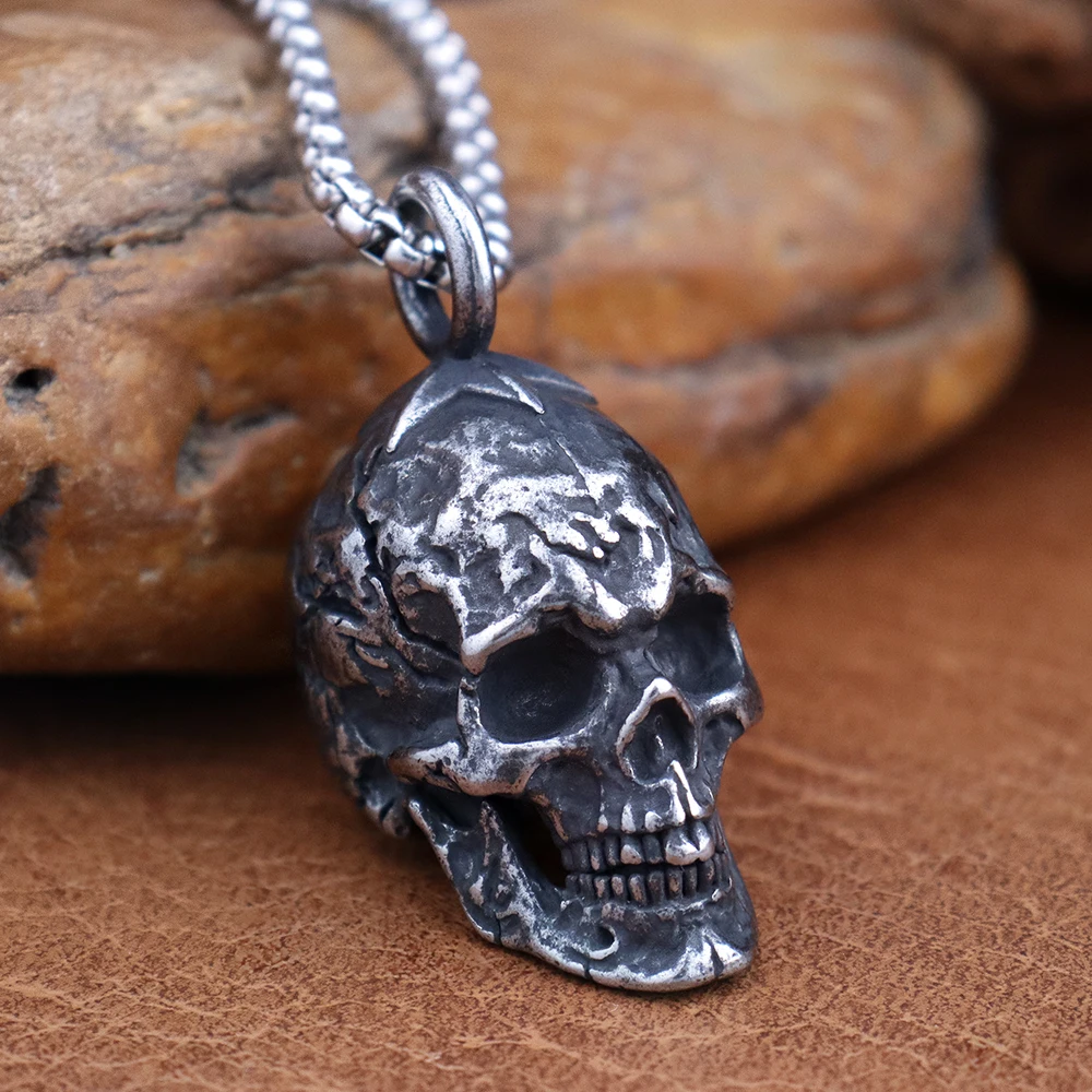 

Vintage Gothic Stainless Steel Skull Necklace Men's Punk Biker Skeleton Pendant Chain Fashion Jewelry Gift Accessories Wholesale