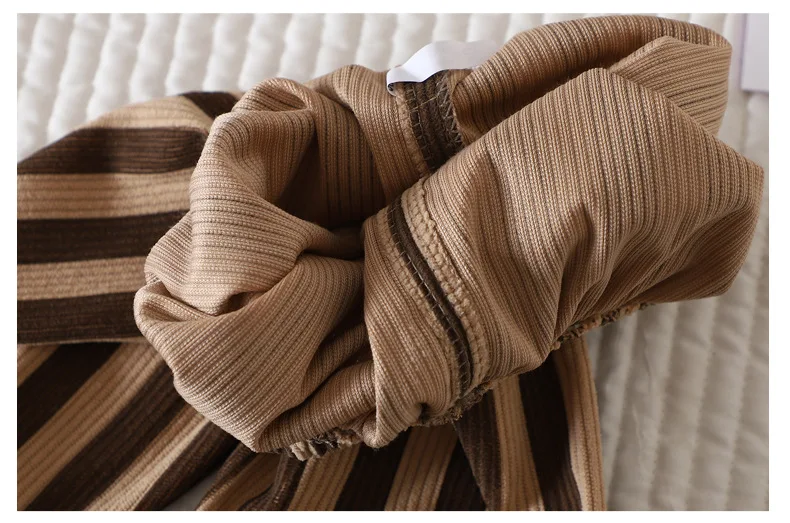 Vintage karierte gestreifte 1-7Y Kinderhose Herbst Cord strukturierte Kleinkind kurze Hose – Detail 15