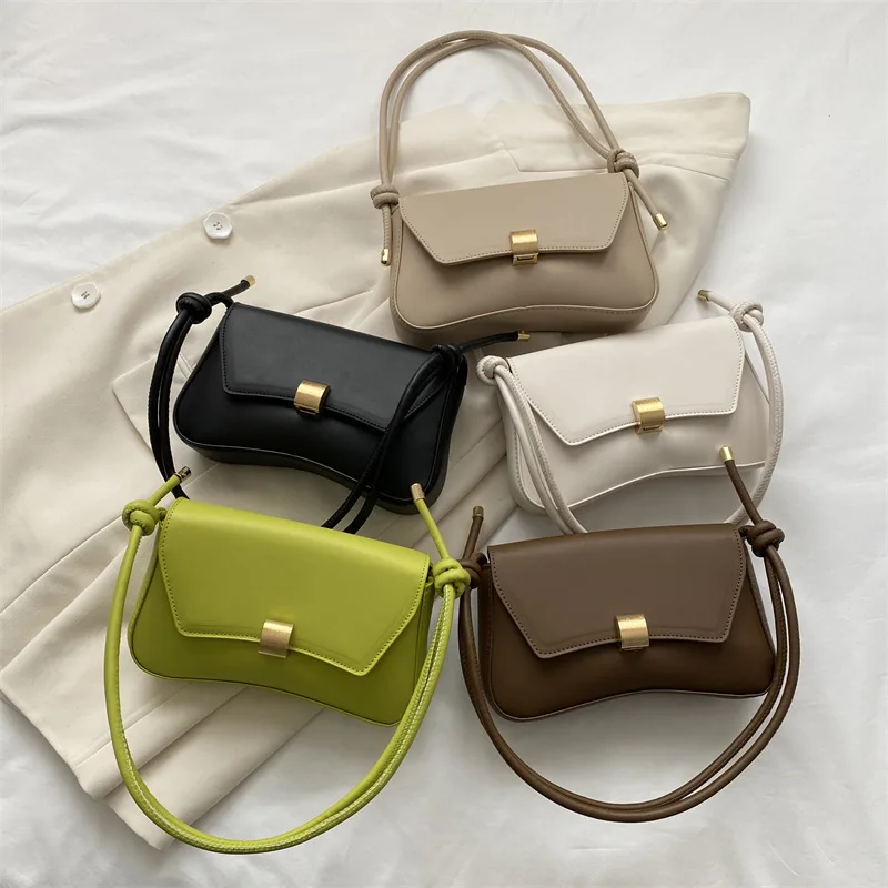 Elegant Metal Buckle Handbag - Stylish & Versatile Shoulder Bag