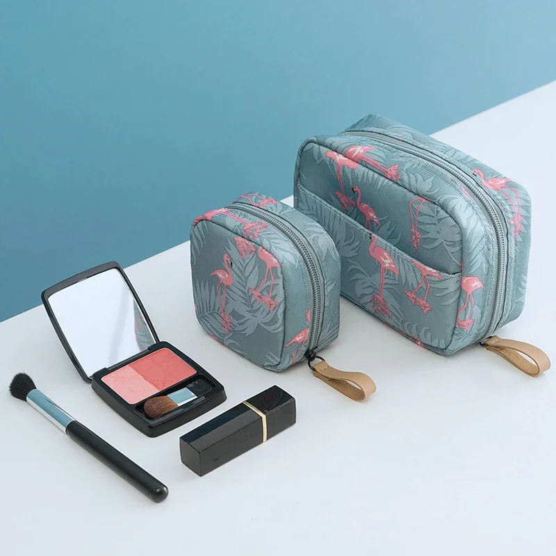 

1PC Mini Cosmetic Bag Flamingo Solid Color Travel Toiletry Storage Bag Cactus Beauty Makeup Bag Organizer for Women Makeup Pouch
