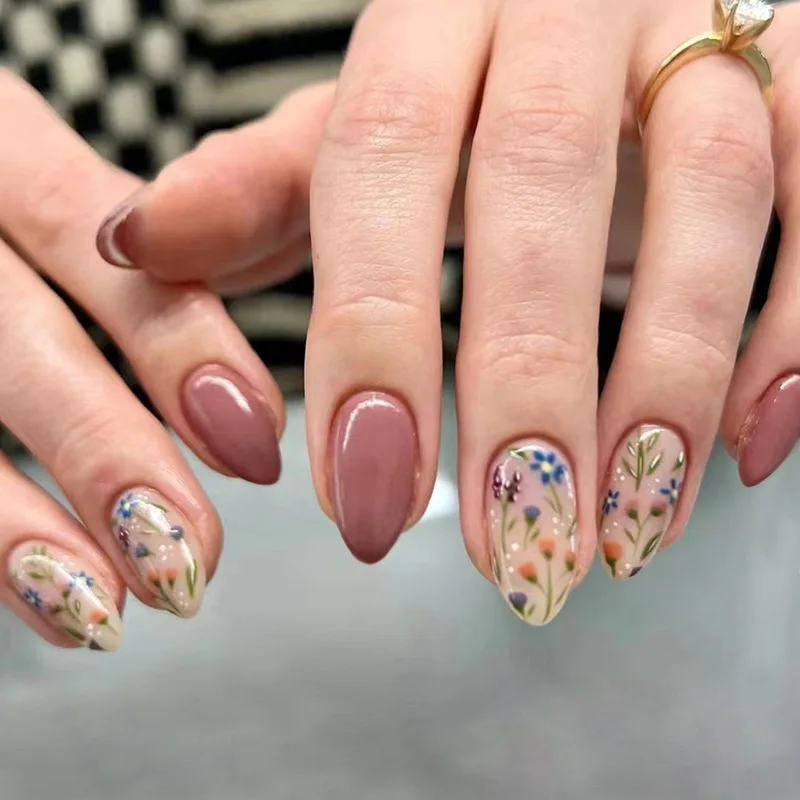 Nail Polish 24 Pcs Press on Nails Pink Nail polish Glossy Artificial Finger Manicure Reusable False Nails for Women