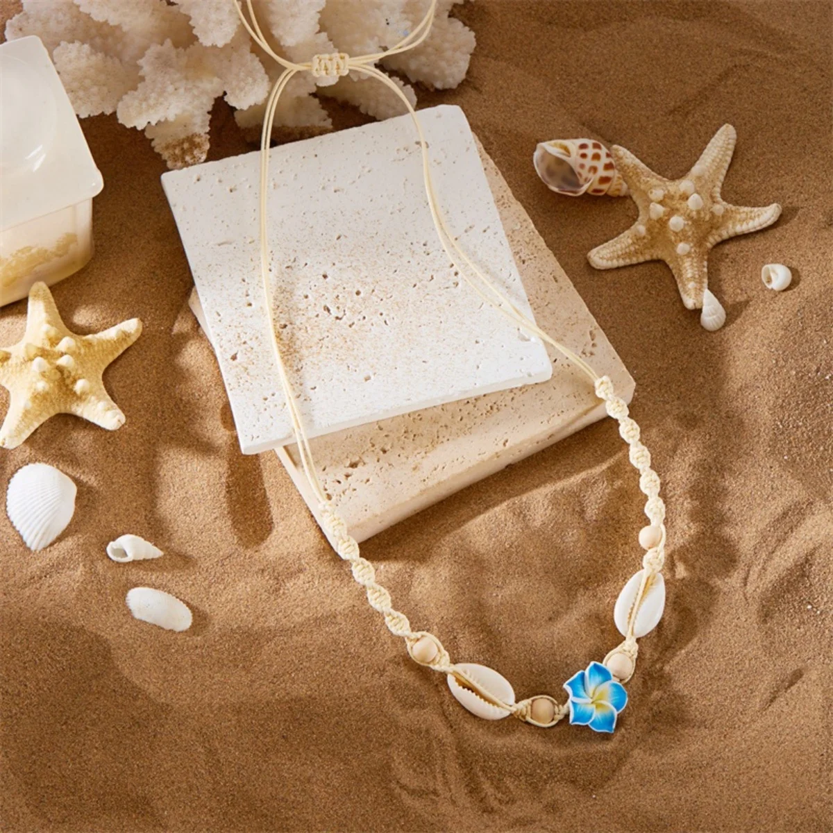 Weiche Ton-Blumenanhänger-Halskette mit Muschelimitat für Damen und Herren, Boho-Blumen-Strand-Halskette, zarte Schlüsselbeinkette, Sommer-Choker-Schmuck – Detail 12