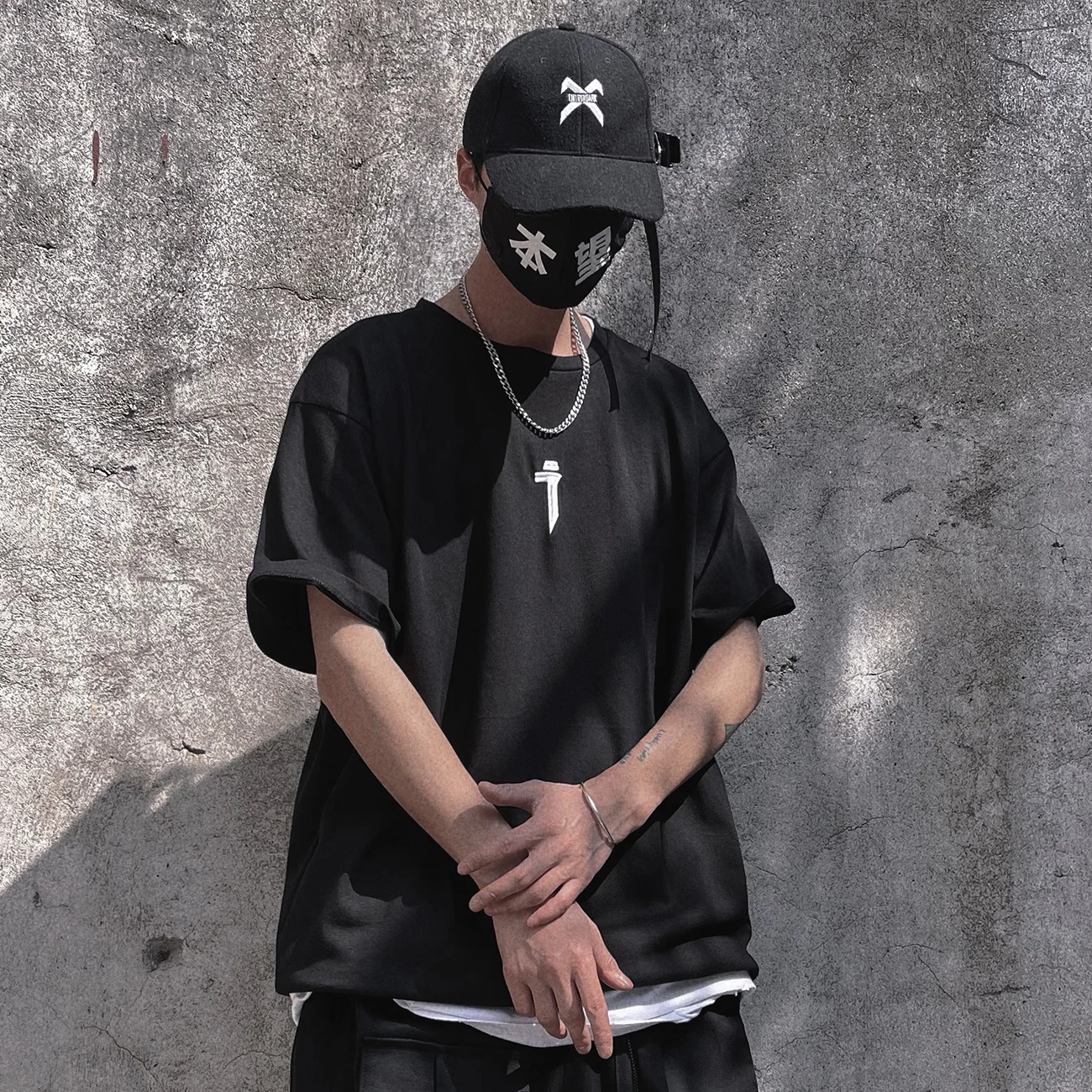 

Футболка мужская с вышивкой в стиле Харадзюку, хлопковая Свободная рубашка с коротким рукавом, с принтом, в стиле хип-хоп, Techwear, 2022SS, на лето