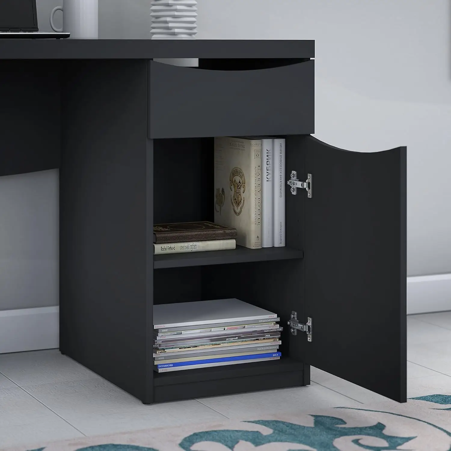 Computer Desk in Classic Black 4