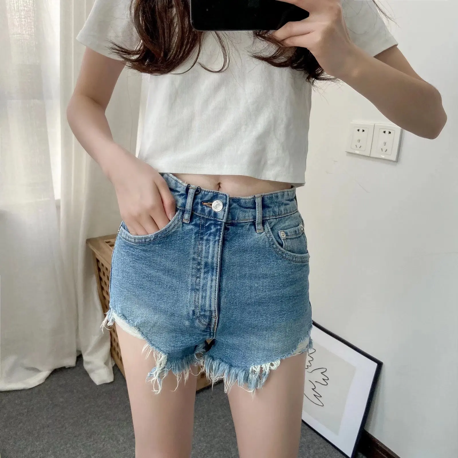 Dave&Di High Street Retro Washed Ripped Hole High Waist Shorts Solid Harem Denim Shorts Women 2022 Denim Bermuda Women bike shorts