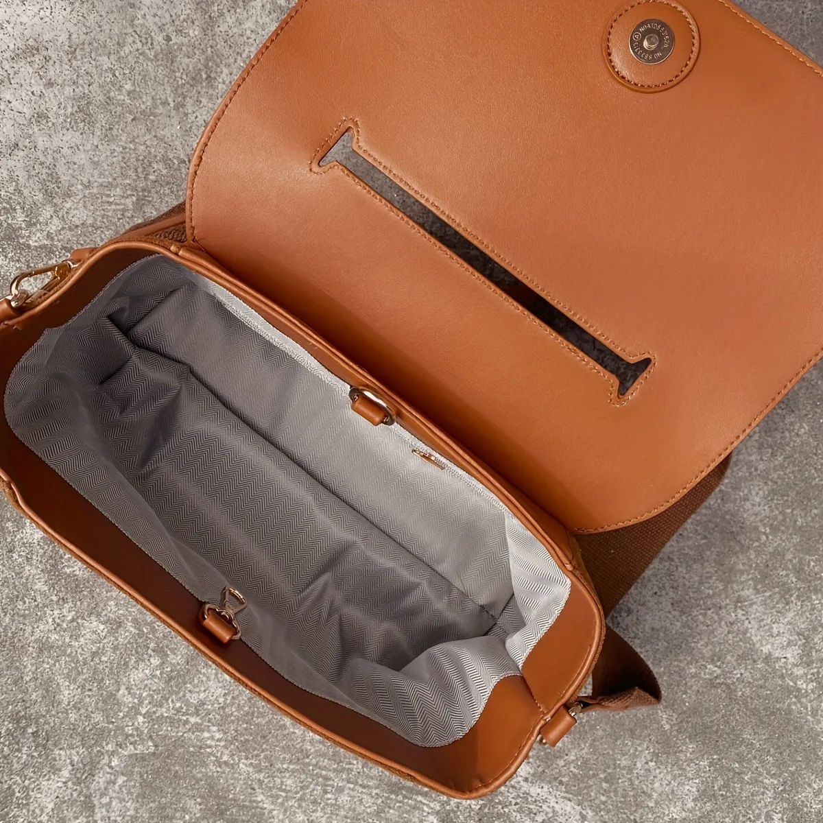 Suede Leather Women's Shoulder Bag Magnetic Button Messenger Bag Large Capacity Work Outing Velvet Tote Bag for Women Daily Use