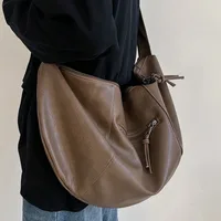 Stylish Dumpling Shaped PU Crossbody Bag for Men, Suitable for Casual Outings and Large Capacity Needs - Image 5