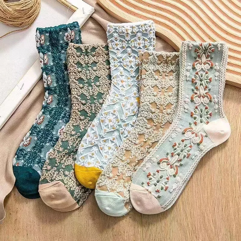 

High Quality Knitting Flower Lolit Women Cotton Socks For Spring Autumn Fashion Harajuku Style Ladies Casual Middle Tube Sox