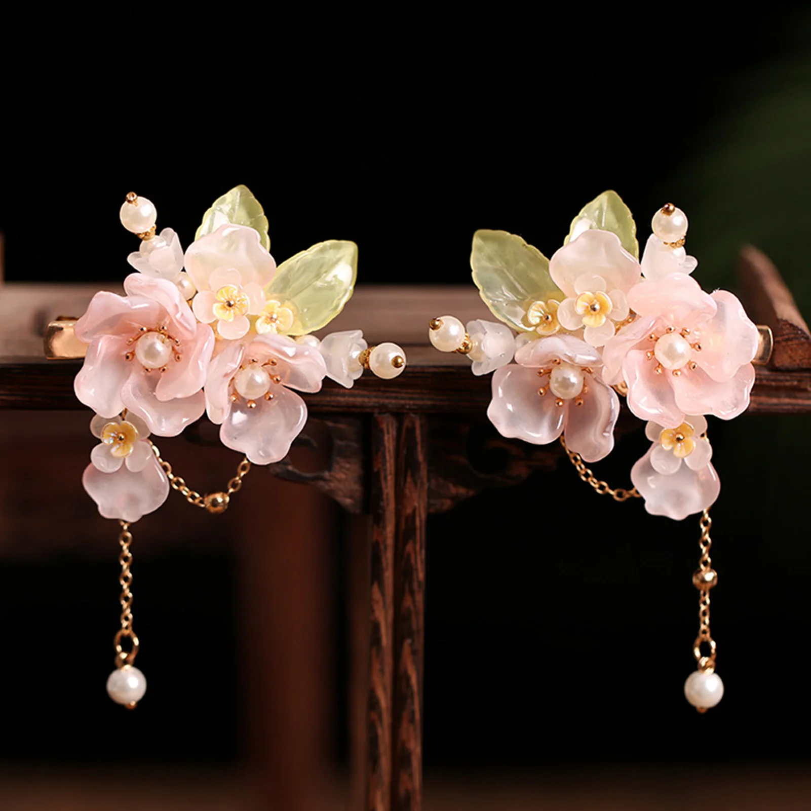Feenhafte rosa Blumen-Haarnadeln, seitliche Clips, florale Fransen, Schmuck für Frauen, Perlen, Kette, Anhänger, Haarspangen, Mädchen-Haar-Accessoires