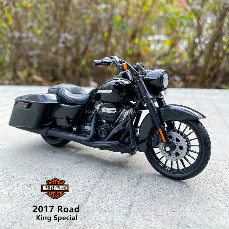 Maisto 1:18 Harley-Davidson Motorcycle 2017 Road King Special Alloy Model Model Toy Car Collection