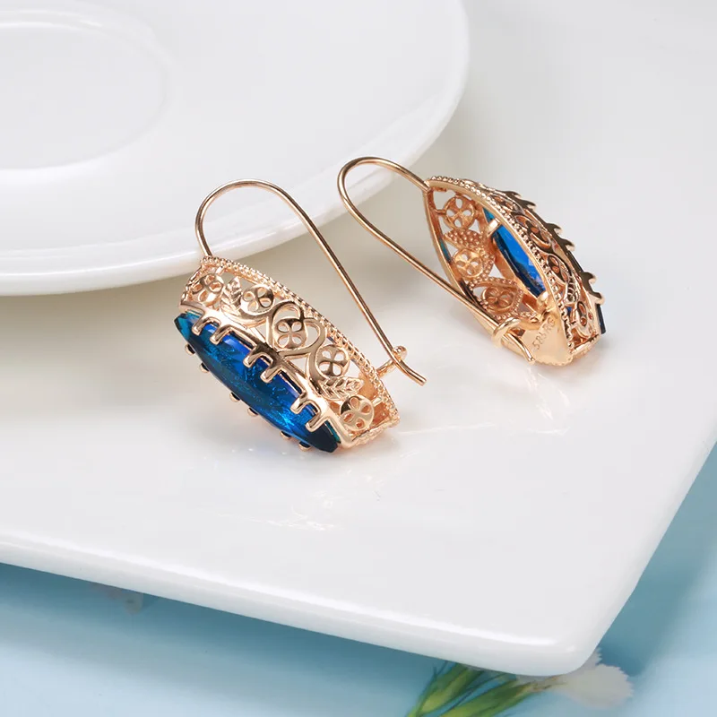 Fashion Income Love Heart Hollow Pattern Horse Eye Earrings European and American Retro Ladies High Sense Personality Earrings love heart earrings
