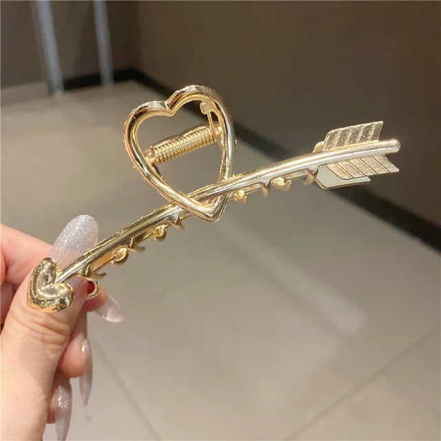 Fashion-Hair-Claws-For-Women-Hairpins-Girls-Geometric-Hair-Crab-Barrettes-Hair-Accessories-Vintage-Headwear-Hair.jpg_640x640 (7).jpg