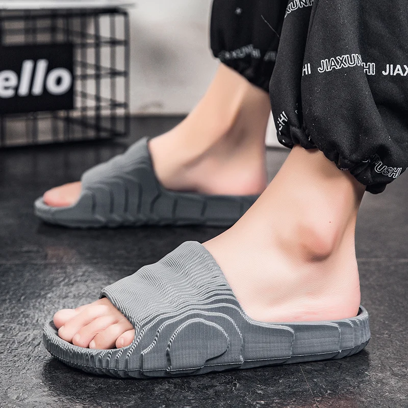 

Men Slipper for Home Platform Beach Slippers Women Non-slip Bath Slippers Outdoors Man 2022 Summer Shoes Unisex Indoor Slippers